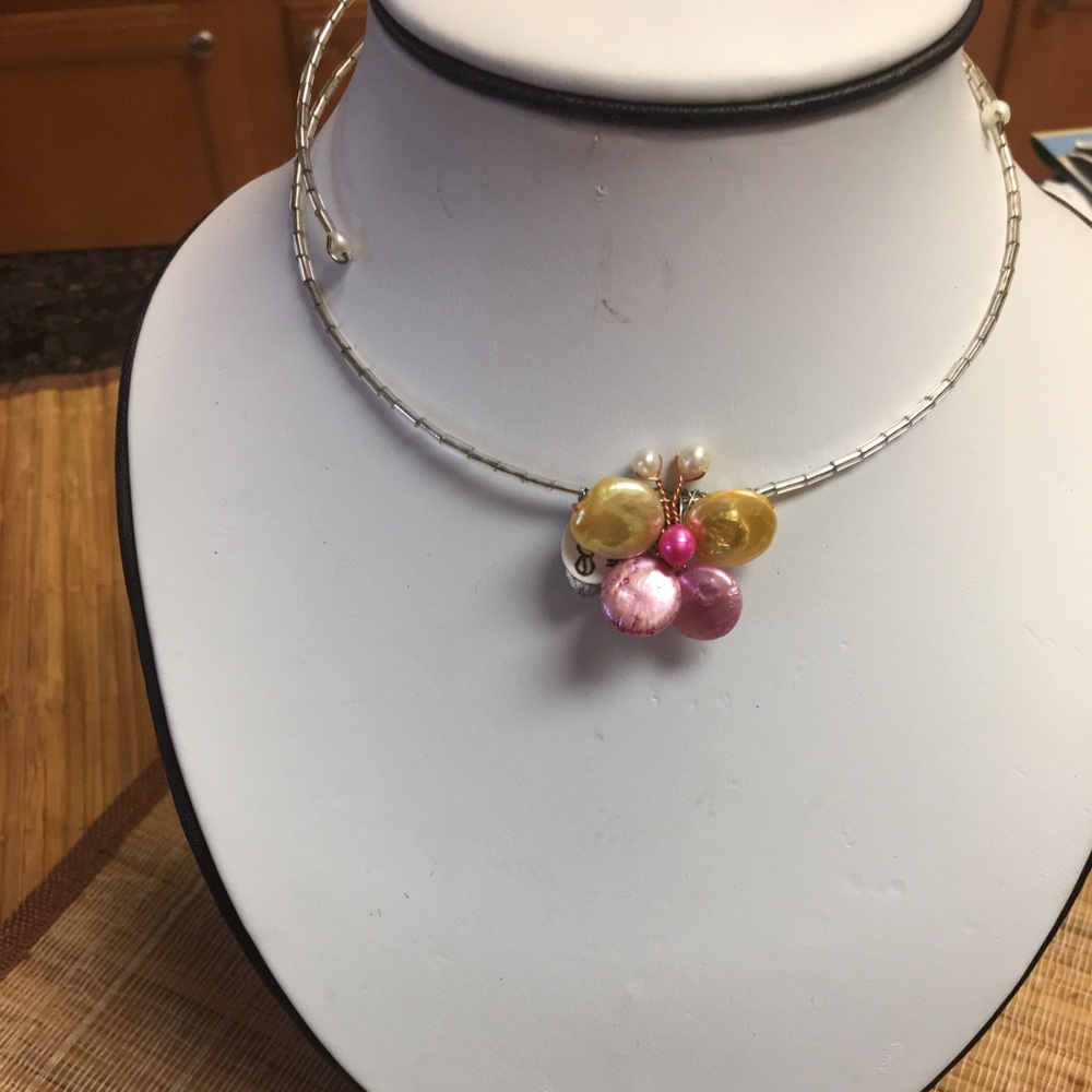 Necklace that fits every neck size